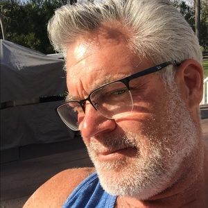 Meet your Posher, Steven